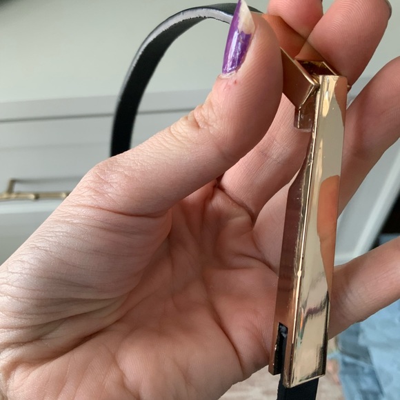 Vegan Leather Simple Classic Minimal Everyday Skinny Thin Belt women’s SZ 100 CM - Picture 5 of 12